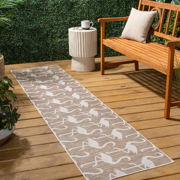 Liana Casual Coastal Flamingos Two-tone Indoor/Outdoor Area Rug